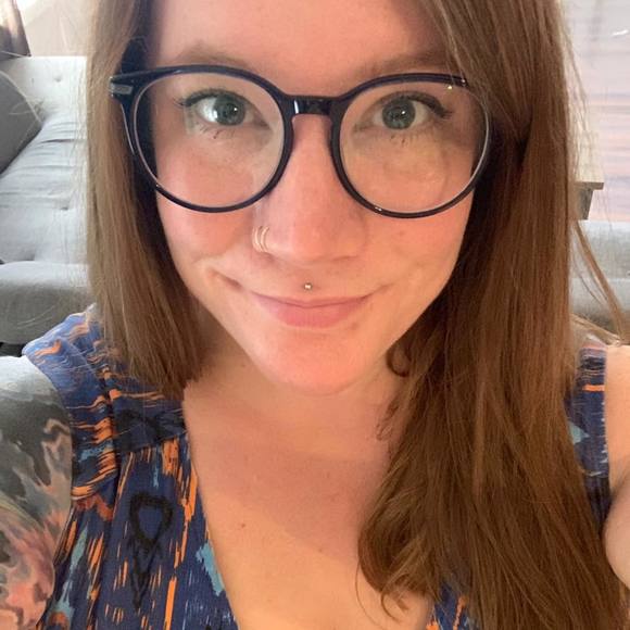 Meet your Posher, Samantha - Picture 1 of 1